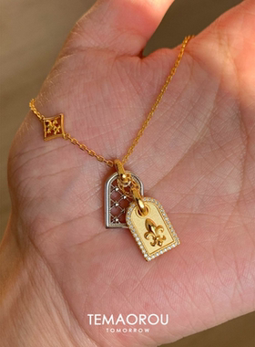 vintage古著「平安无事牌」AB面鸢尾花吊牌金色项链古典毛衣链