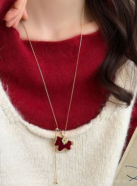 马上好运!新年本命年红色丝绒小马项链女款高级感长款毛衣链配饰