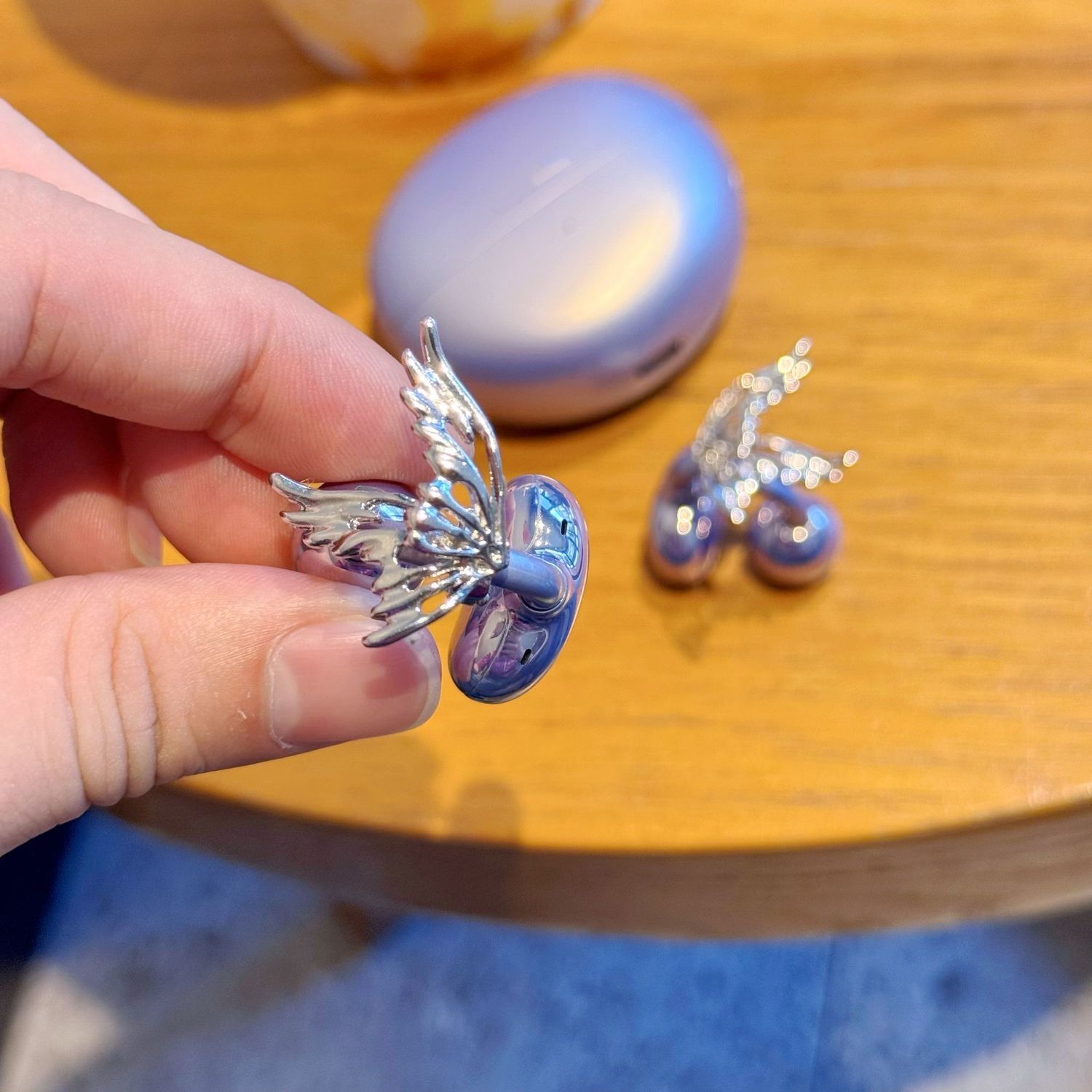 Y2K液态金属蝴蝶2025新款华强北耳夹式蓝牙耳机钻扣耳夹装饰耳饰