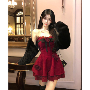 名伶千金 高级感圣诞战袍法式蕾丝连衣裙秋冬一字肩短裙外套套装