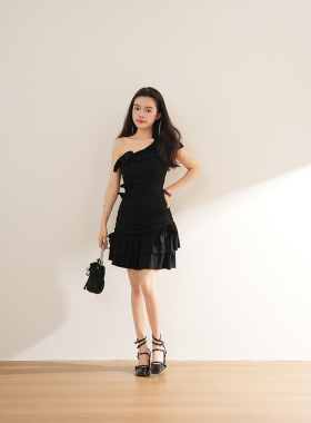 暗梦蝶影 vintage礼服裙子千金穿搭黑色蝴蝶结斜肩修身连衣短裙女