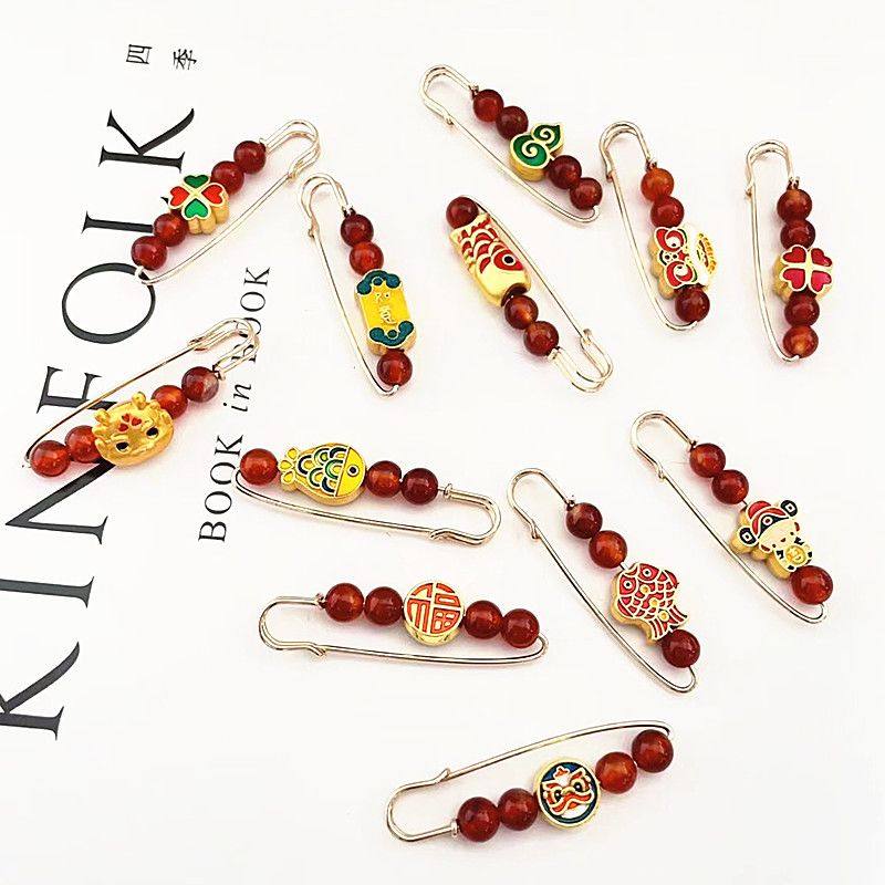 国潮年货新年喜庆祝福红玛瑙别针百搭衣帽配饰吉祥胸针年味饰品