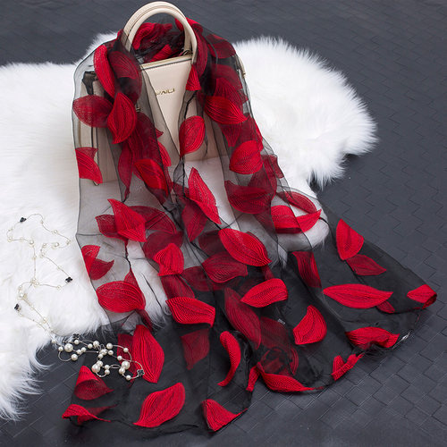 2024春夏新款欧根纱剪花围巾刺绣树叶丝巾女薄长款百搭纱巾披肩