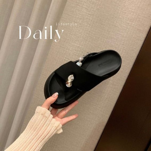 可可泡芙 水钻夹脚厚底沙滩拖鞋 女凉拖外穿夏季