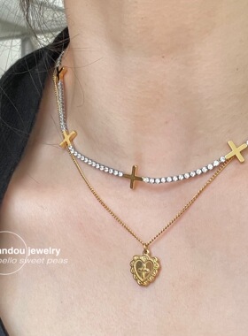 豌豆饰物 欧美风整圈镶钻十字架颈链撞色设计高级感锁骨链女潮