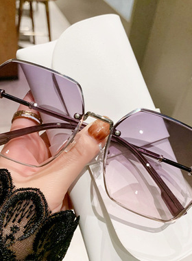 新款墨镜女款高级感太阳镜女士夏季防紫外线大脸显瘦时尚太阳眼镜
