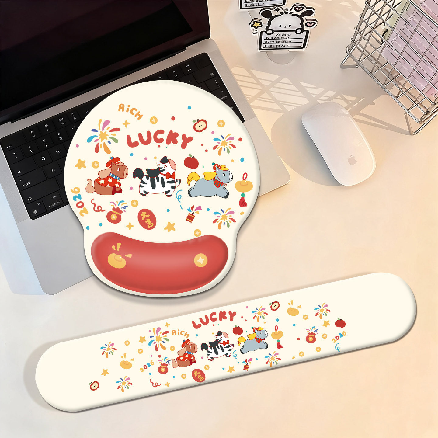 手绘马年插画护腕鼠标垫桌垫子硅胶高颜值好运手腕垫键盘手托柔软,电脑硬件/显示器/电脑周边,鼠标垫/贴/腕垫,淘宝优惠券,粉丝福利购,淘宝优惠卷