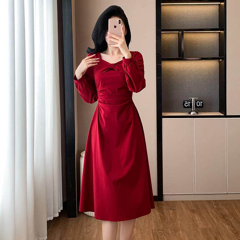 RIERA茶歇法式红色长袖连衣裙女秋冬高级感方领收腰显瘦褶皱生日