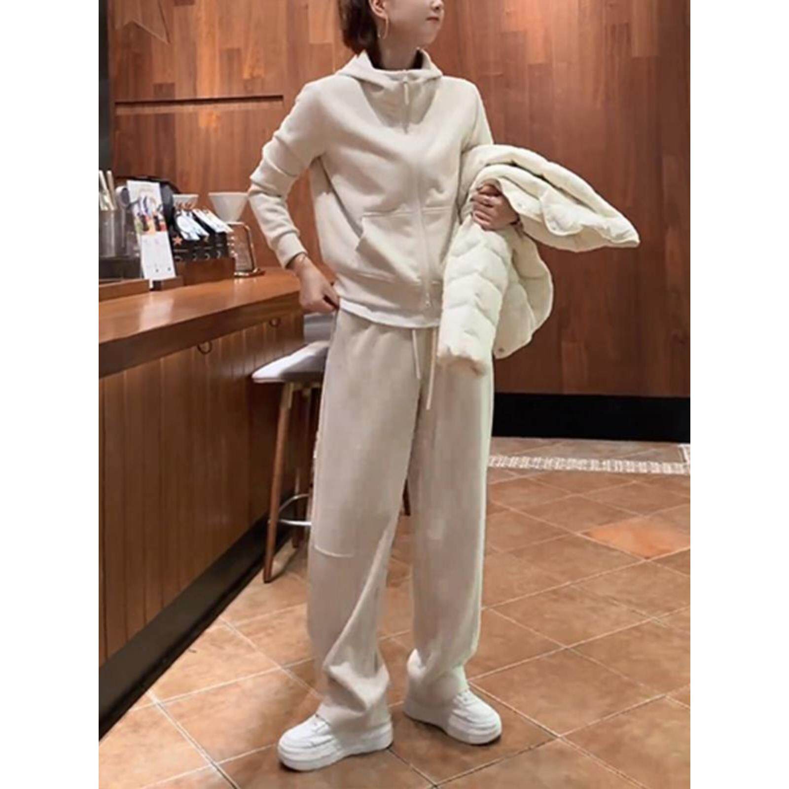 JOYIASS冬季搭配一整套韩系简约纯色连帽卫衣女高腰休闲显瘦松紧
