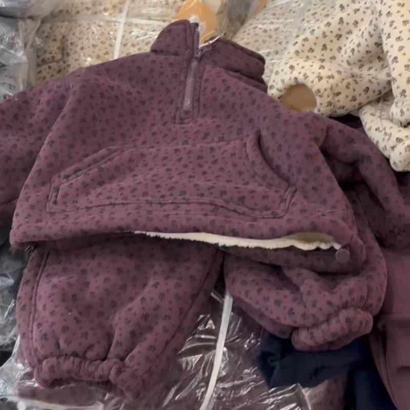 男童女童加绒新款休闲秋冬款套装碎花洋气帅气学生保暖加厚卫衣潮,运动/瑜伽/健身/球迷用品,情侣装泳衣,淘宝优惠券,粉丝福利购,淘宝优惠卷