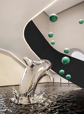 玻璃钢电镀鲸鱼落地大摆件海豚鲨鱼雕塑商场大堂酒店壁挂艺术装置