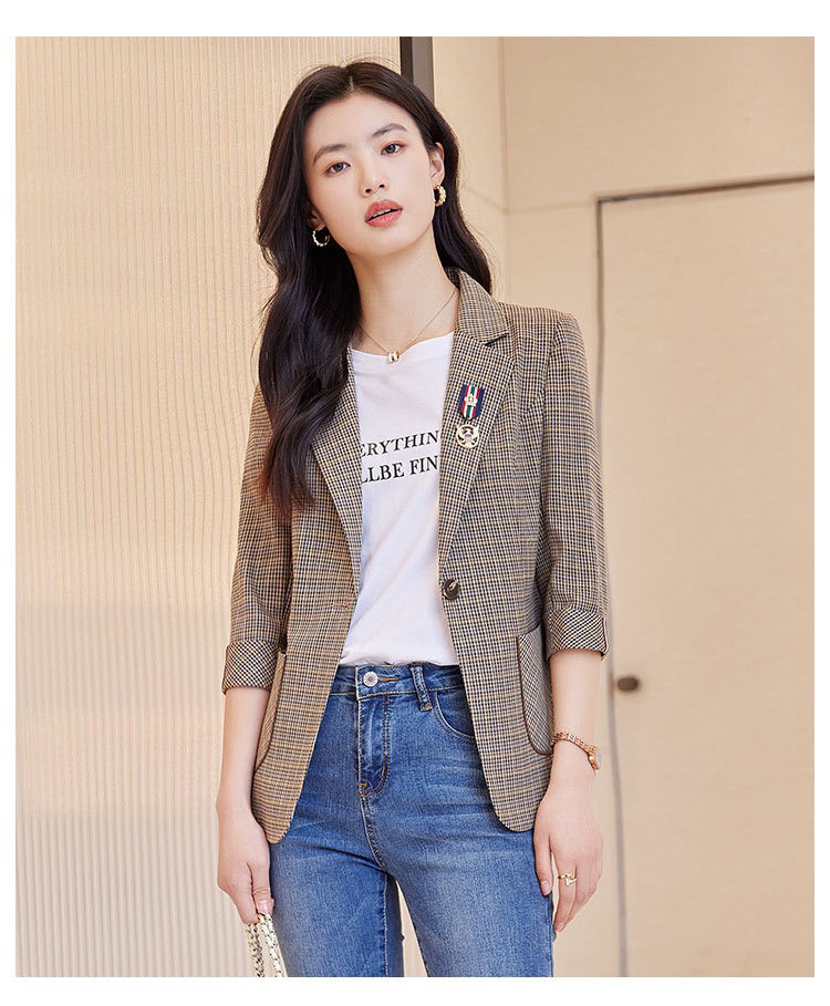 休闲格子小西装外套女夏季薄款新款修身时尚七分袖小个子西服上衣