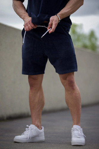 LA新款灯芯绒短裤健身