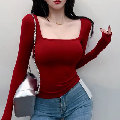 带胸垫方领独特超好看t恤女红色