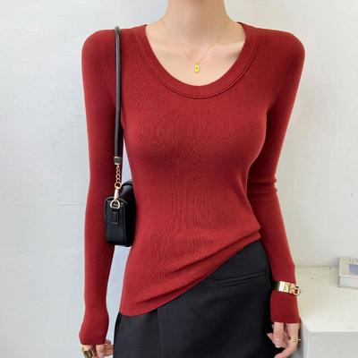 星念依大U领黑色长袖针织衫