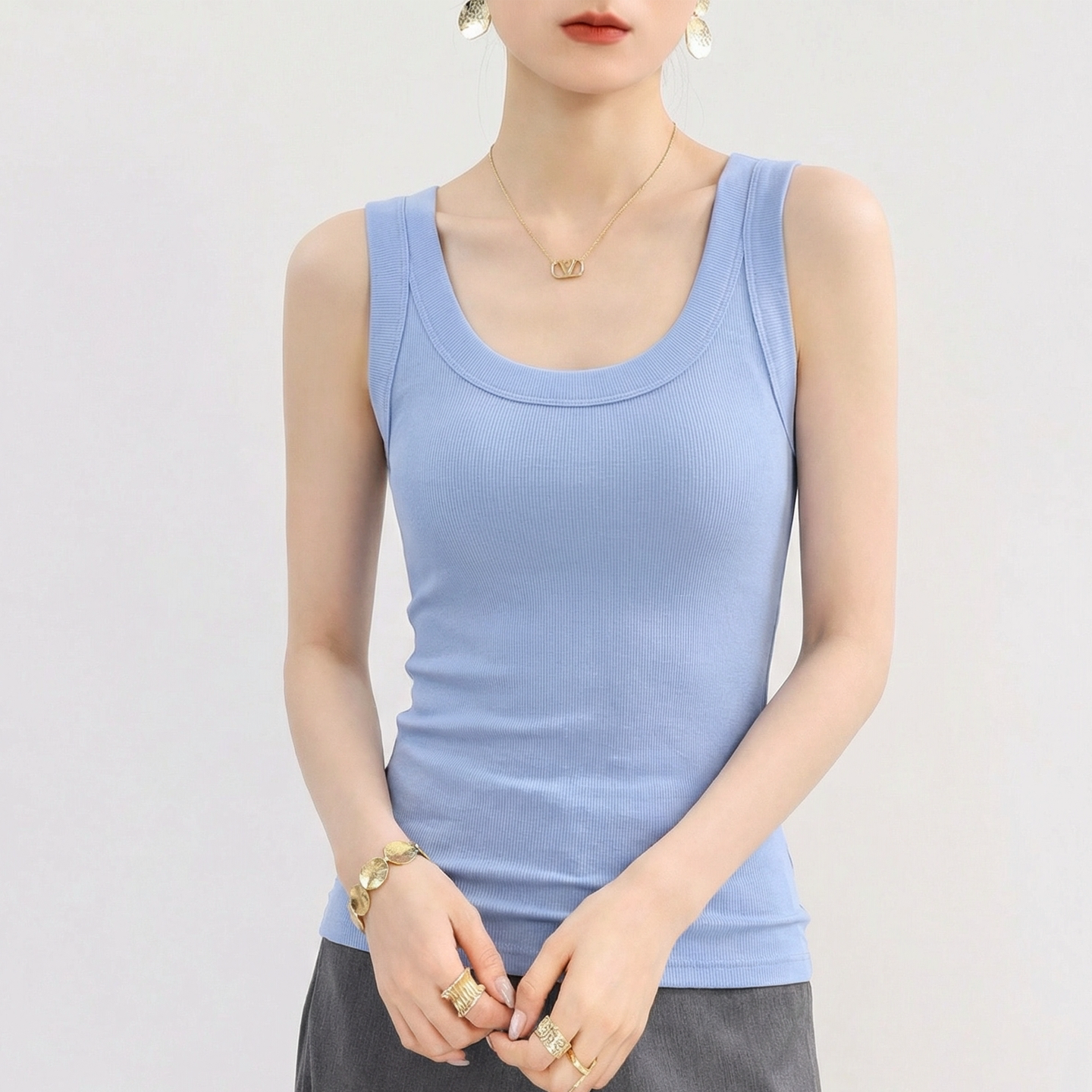 蓝色吊带背心女内搭2026新款夏季外穿宽肩带遮副乳修身上衣高级感