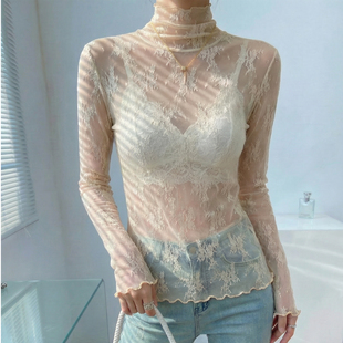 杏色高领蕾丝打底衫2026新款女内搭高级感冬季流行巨好看修身上衣