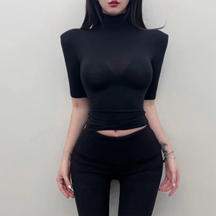 黑色高领紧身T恤女性感纯欲垫肩半袖上衣高级感显瘦辣妹打底衫薄