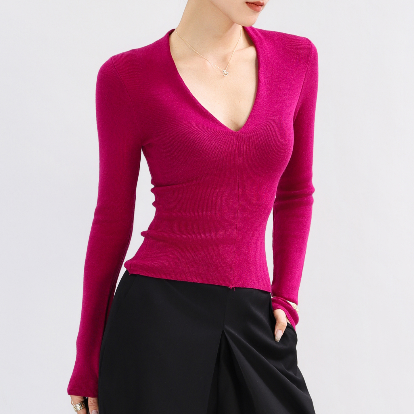 玫红色v领打底衫女高级感针织衫