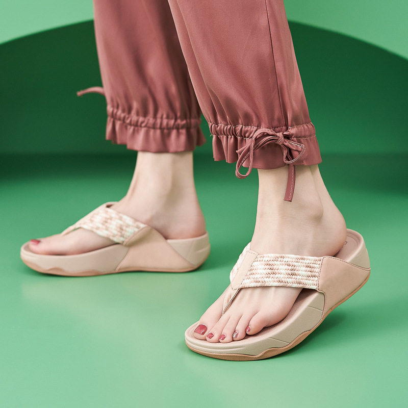 024夏季新品凉鞋女轻盈运