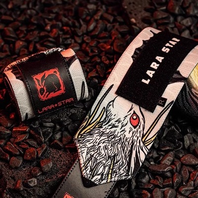 劳拉之星生肖行者健身护腕男绷带加压护手腕疼扭伤女运动卧推举重