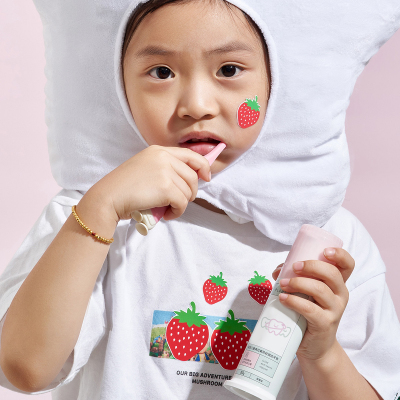 米菲植迹儿童牙膏3岁+奥拉氟防蛀健齿呵护严苛质检减少口腔菌群