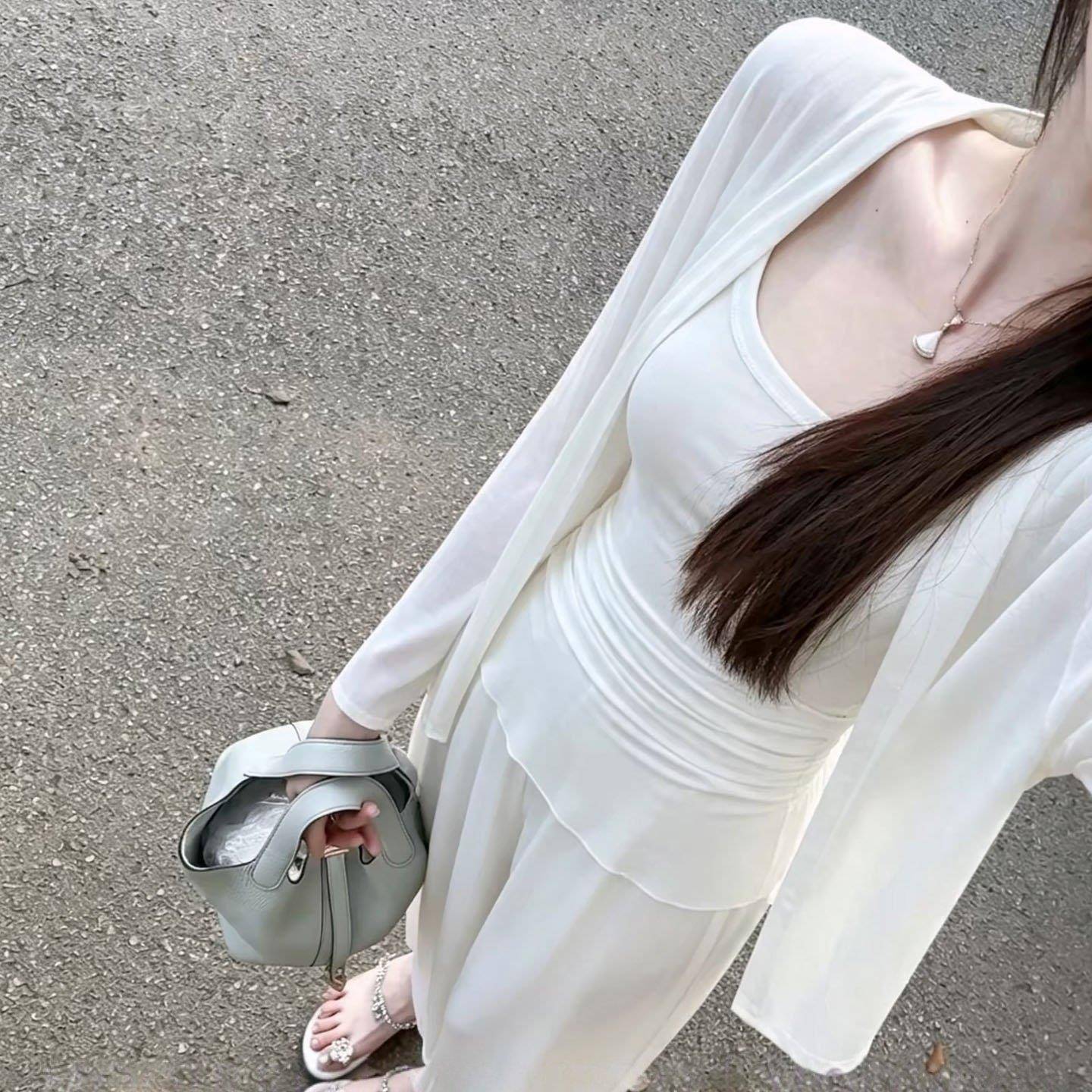 白色长袖针织衫内搭吊FXC带背上衣闲长裤心三开件套女早秋薄款休