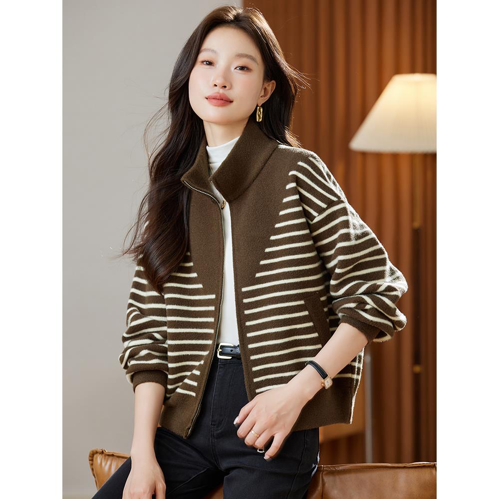 ROUMIKL高级感秋冬立领气质妈妈呢子外套条纹显瘦设计彷双面呢拉
