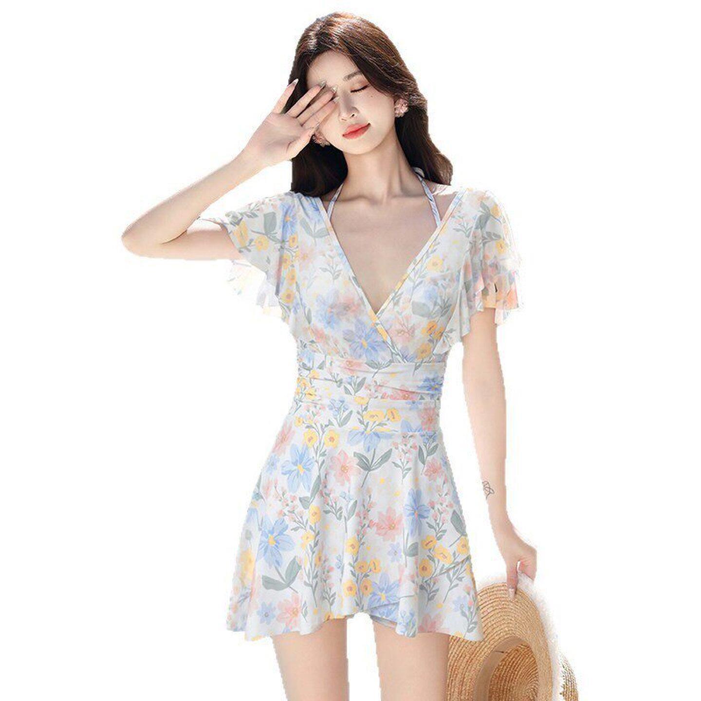 泳衣女款成人高级感2026新款颜值碎花连体短裙显瘦防晒泳装度假穿