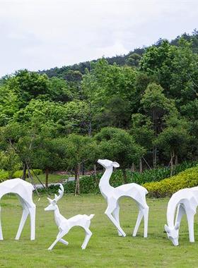 园林景观小品几何发光玻璃钢梅花鹿雕塑房地产户外麋鹿装饰大摆件