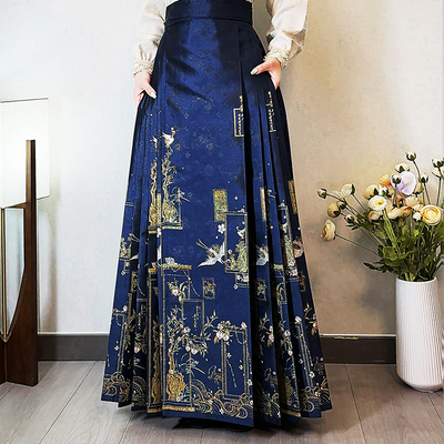 春夏款织金缎妆花马面裙