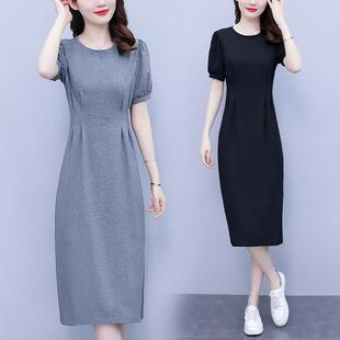 胖mm時(shí)尚 RIERA大碼 2025夏季 休閑氣質(zhì)收腰顯瘦中長(zhǎng)款 女裝 過(guò)膝開(kāi)叉