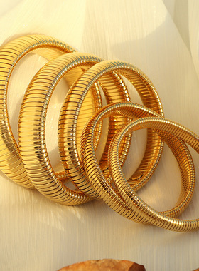 Waterproof Stainless Steel Retro Elasticity Thick Bracelet