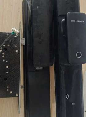 适用Kaadas全自动智能门锁，型号Q7-W，外观如图，功能完好议价