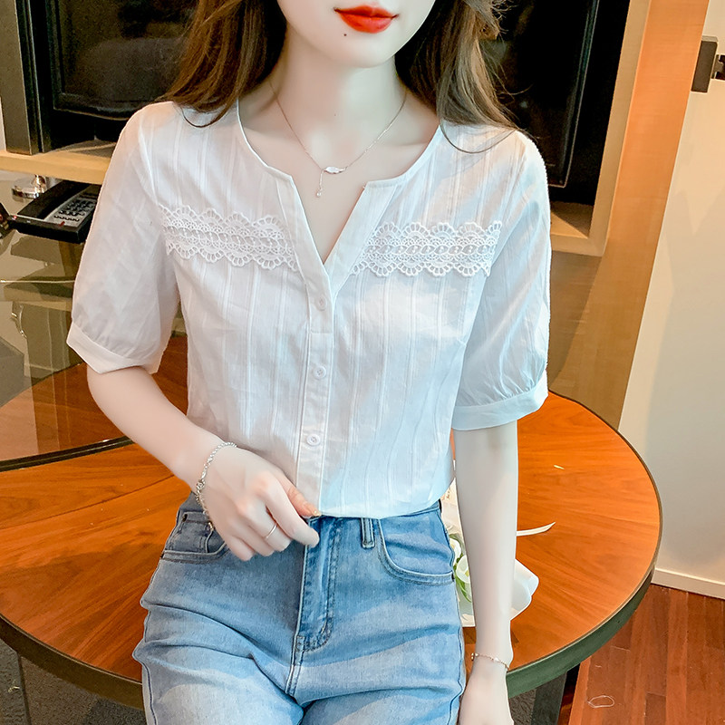 白色蕾丝拼接V领短袖衬衫女套头棉布百搭显瘦时尚简约洋气上衣