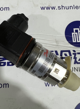 Danfoss丹佛斯压力开关 060G2101 现货AKS33