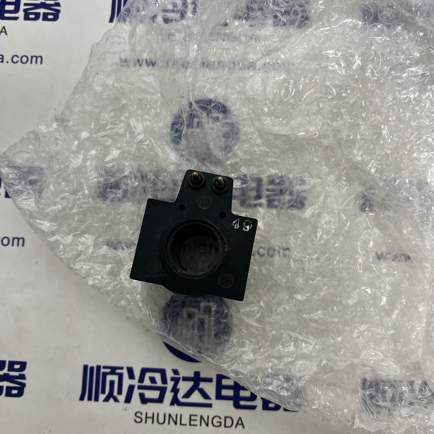 951A0102H06电磁阀约克螺杆压缩机上的线圈