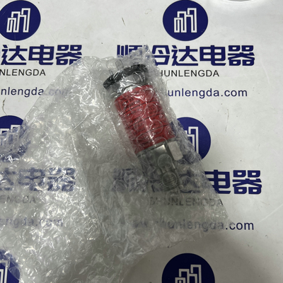 060G2106 丹佛斯AKS33压力传感器  G3/8A 4~20毫安输出