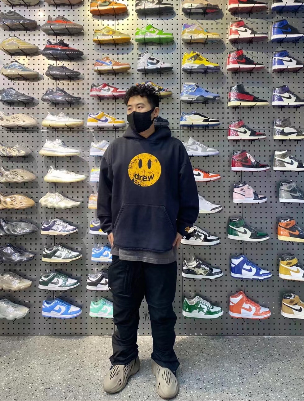 DrewHouse裂纹笑脸连帽卫衣
