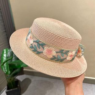 夏季网红草编礼帽国风蕾丝带花朵白色帽子防晒遮阳女士短檐平顶帽