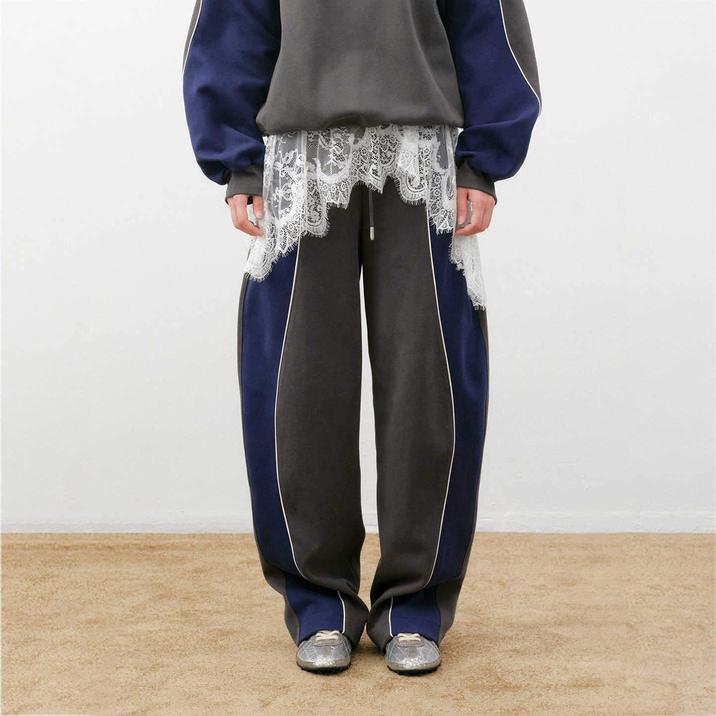 来去|运动时尚撞色长裤卫裤