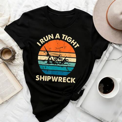 Vintage Run T-Shirt Tight Men Funny I A Black Shipwreck Mom