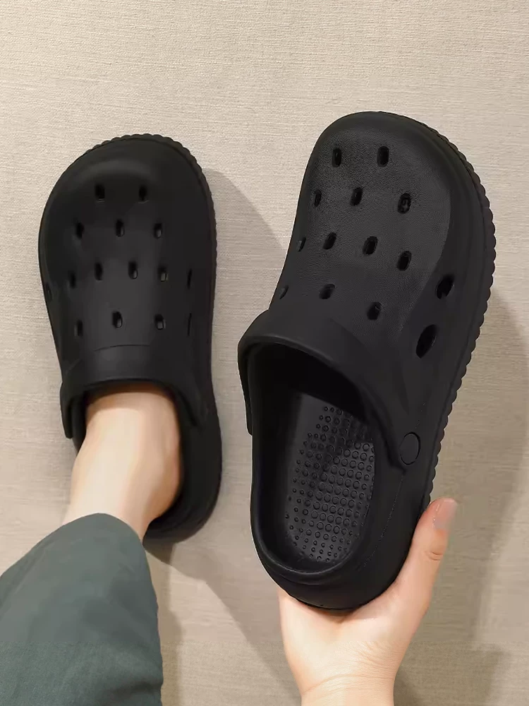 Летние пляжные спортивные нескользящие тапочки