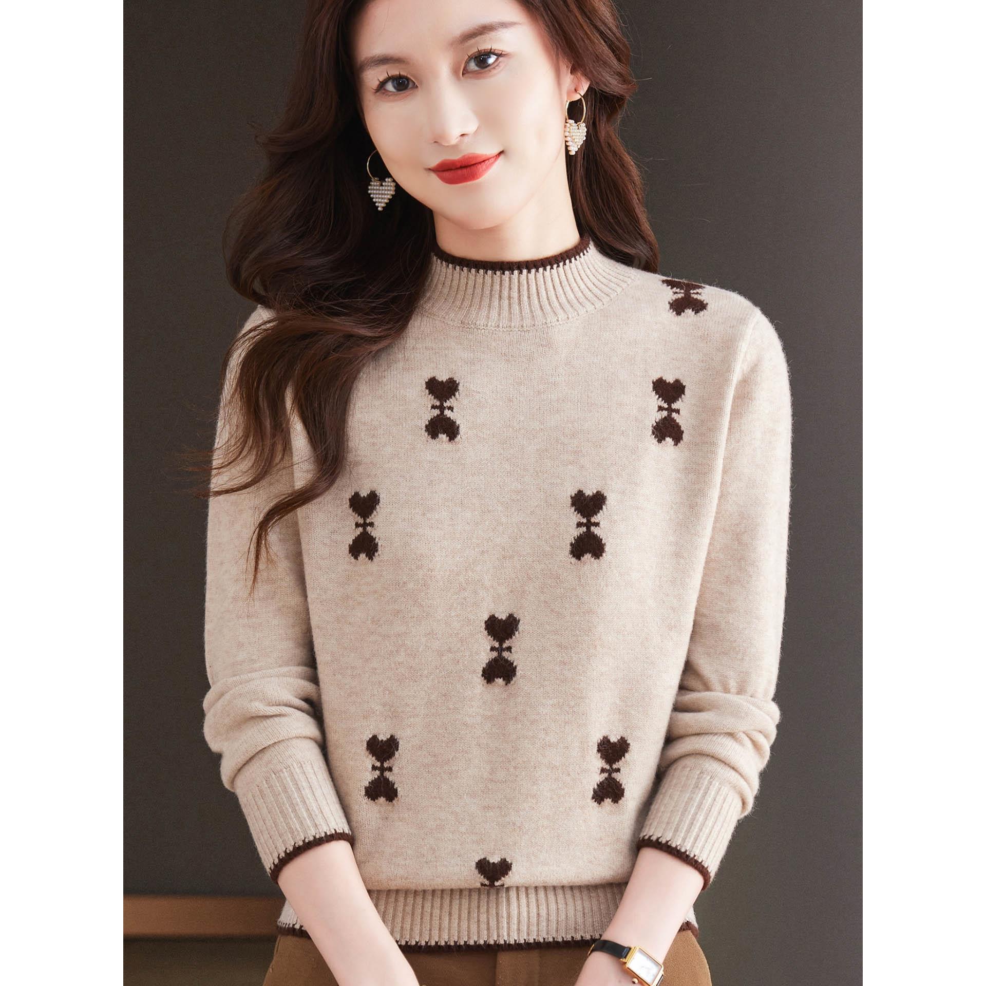 JOYIASS高级感时尚设计感半高领针织衫女秋冬新款爱心图案显瘦打