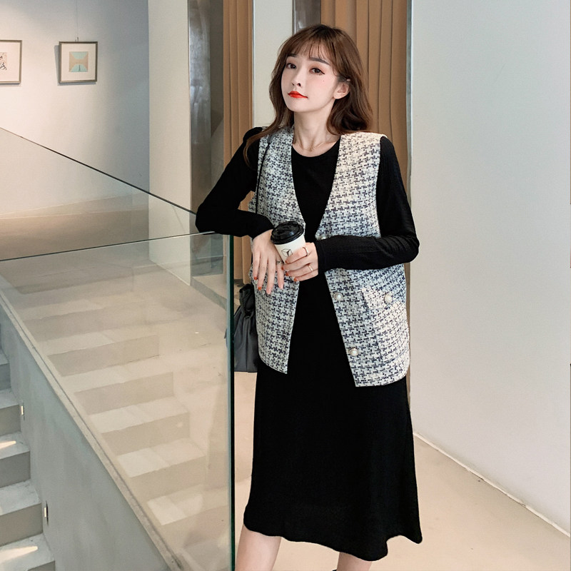 胖妹妹显瘦套装2020秋季遮肚子减龄时髦穿搭马甲大码连衣裙两件套