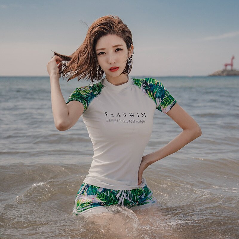 2026新款运动泳衣女分体韩国ins风短袖上衣防晒遮肚显瘦温泉款