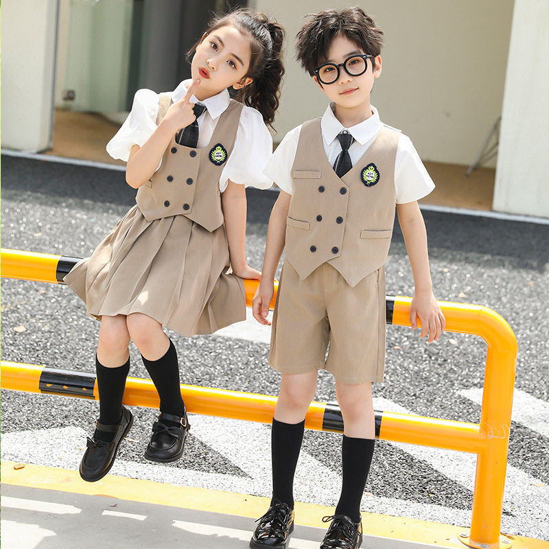 2026新款幼儿园演出服夏季英伦风高端西装马甲套装男女童毕业照小