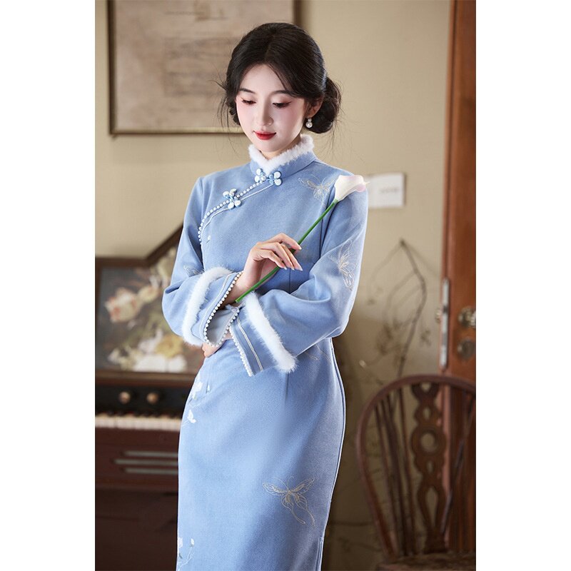 2026新款冬季中式加绒改良蓝色秋冬旗袍年轻日常连衣裙气质高