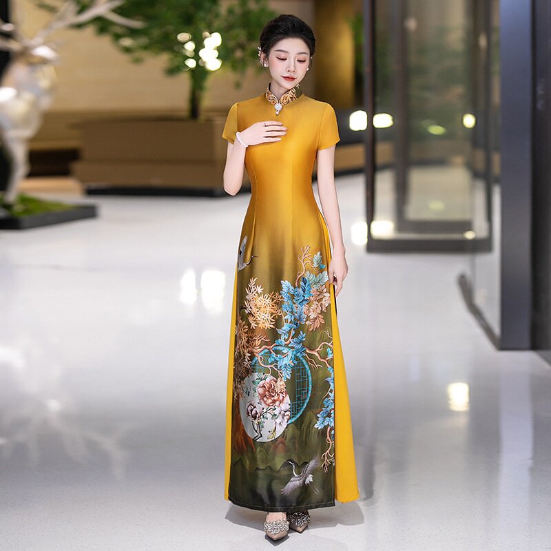 2026新款黄色优雅走秀旗袍女复古改良版立领短袖连衣裙旗袍长