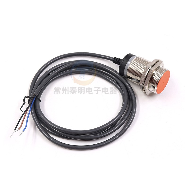 接近开关感应传感器30mm直流v12NO三线24V常开CJY30E-10NA